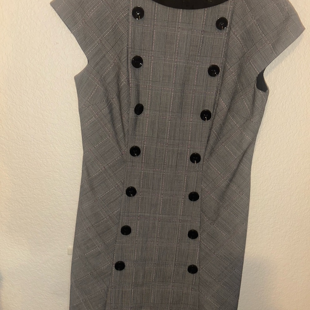 Elegant Gray Plaid Dress with Black Accents